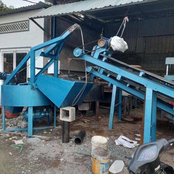 Nhà cung cấp máy ép gạch bán tự động tại Tp.HCM