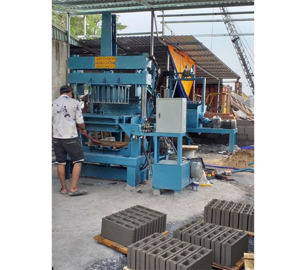 Máy ép gạch Cần Thơ - Hùng Cường