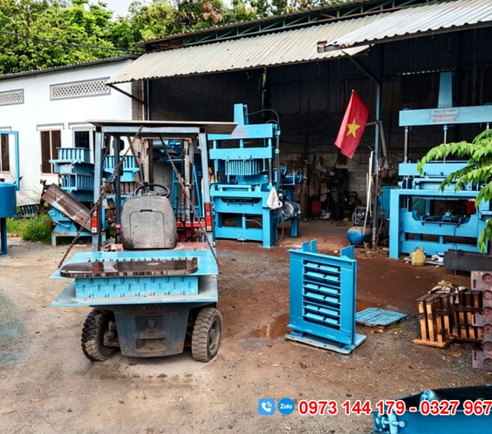 Máy ép gạch Block tại Thành phố Đồng Nai Máy ép gạch Block tại Thành phố Đồng Nai