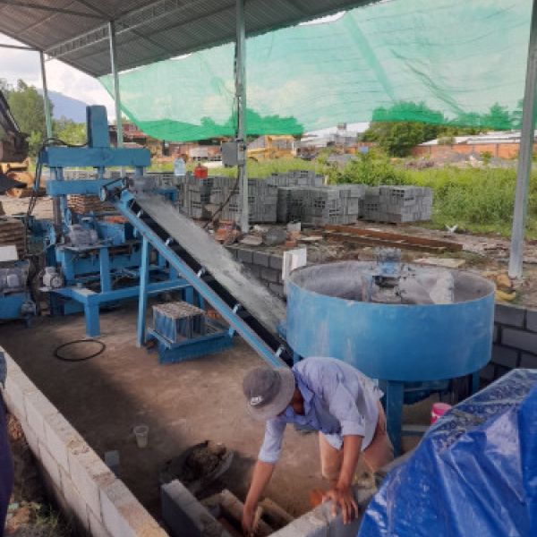 Công ty chuyên cung cấp máy ép gạch giá rẻ Bình Dương