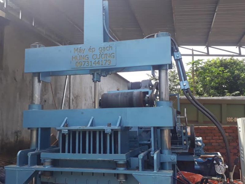 Máy Ép Gạch Bình Phước Hùng Cường: Giải Pháp Tối Ưu Cho Ngành Xây Dựng
