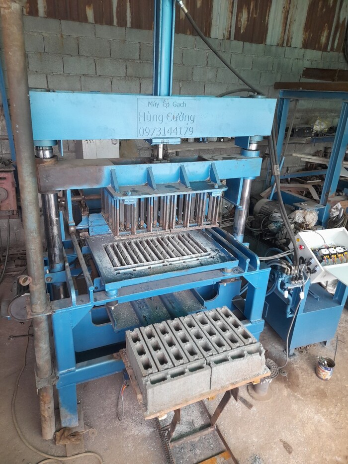 MÁY ÉP GẠCH BLOCK HÙNG CƯỜNG