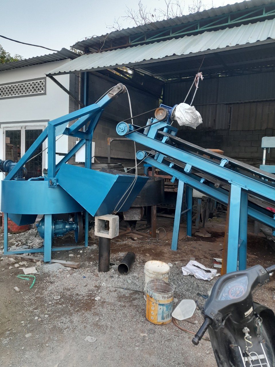MÁY ÉP GẠCH BLOCK HÙNG CƯỜNG